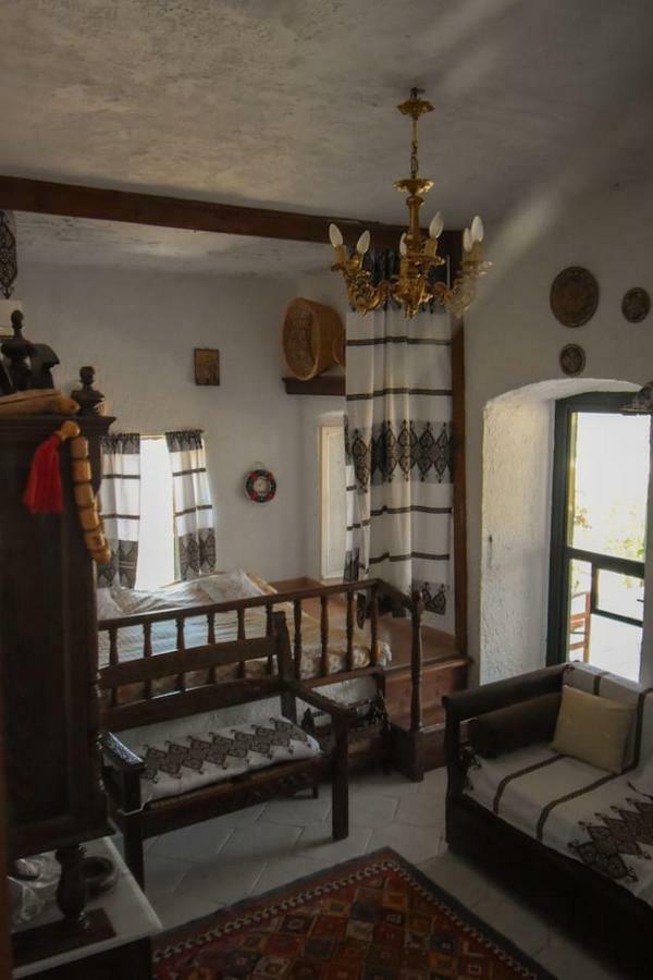 The Little House On The Hill Of Myrties Villa Екстериор снимка